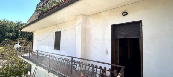 4 bedrooms Apartment in Forano, Italy No. 380149 6