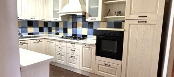 4 bedrooms Apartment in Forano, Italy No. 380149 2