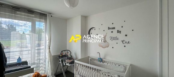 2 bedrooms Apartment in Bezons, France No. 172813 7