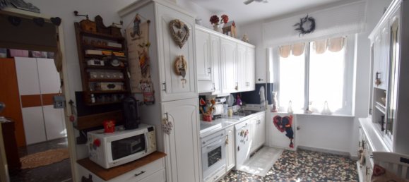 2 bedrooms Apartment in Genoa, Italy No. 313705 6