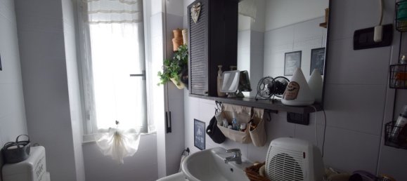 2 bedrooms Apartment in Genoa, Italy No. 313705 13