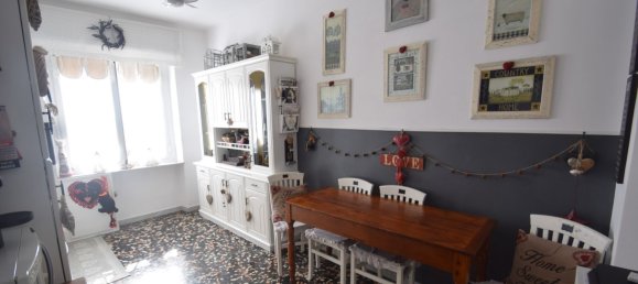 2 bedrooms Apartment in Genoa, Italy No. 313705 5