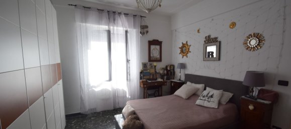 2 bedrooms Apartment in Genoa, Italy No. 313705 10