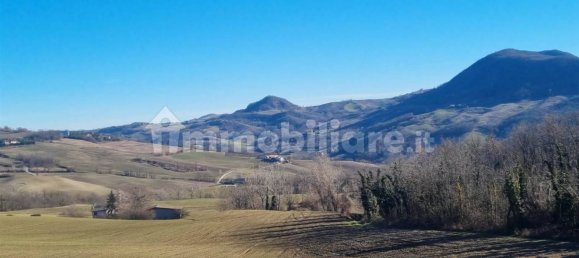 4 bedrooms House in Alta Val Tidone, Italy No. 170860 3