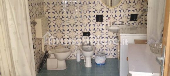 4 bedrooms House in Alta Val Tidone, Italy No. 170860 15