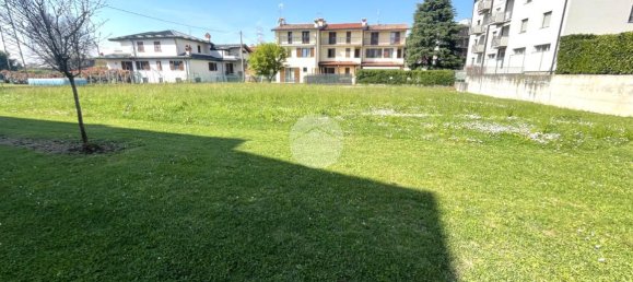 1060m² Land in Trescore Balneario, Italy No. 172602 3