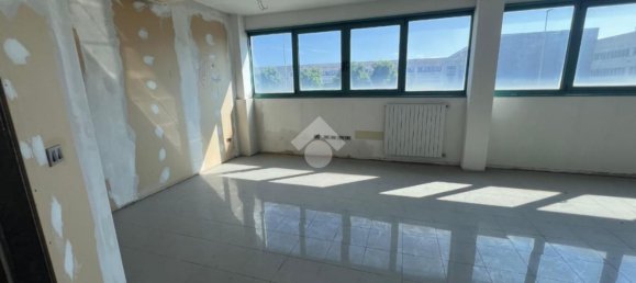 Офис 170м² в Пьянига, Италия № 273741 14