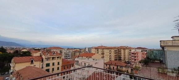 5 rooms Penthouse in Albenga, Italy No. 230778 10