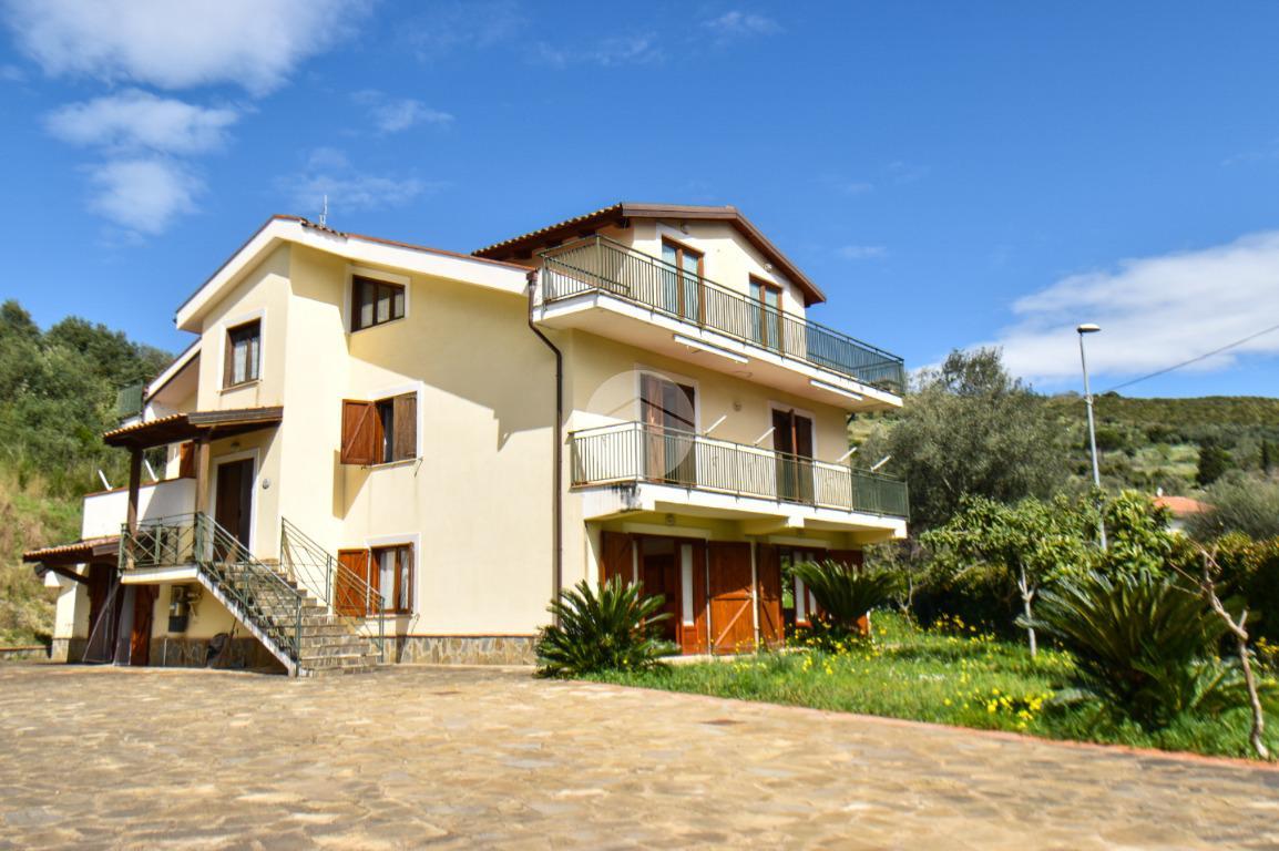 3-salle Appartement à Agropoli, Italy No. 40413