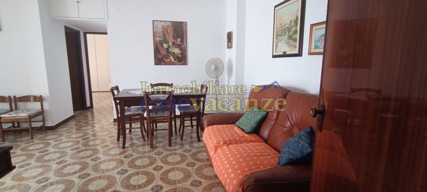 3-salle Appartement à Tortora, Italy No. 273057