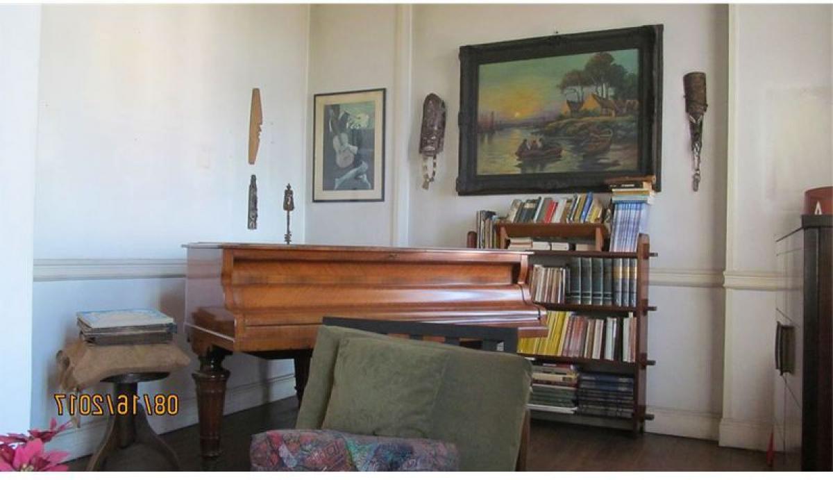 3 bedrooms Apartment in Buenos Aires, Argentina No. 80695