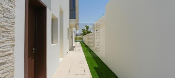 Villa de 4 dormitorios en Yas Island, UAE No. 7257 4