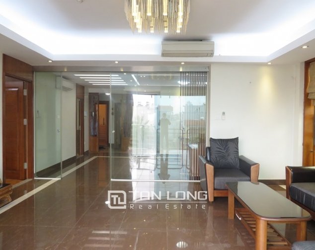 3 bedrooms Apartment in Ba Dinh, Vietnam No. 3216