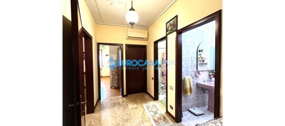 Дом с 3 спальнями в Карпи, Италия № 61288 36