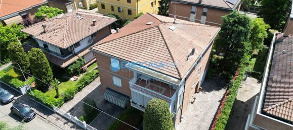 Дом с 3 спальнями в Карпи, Италия № 61288 16