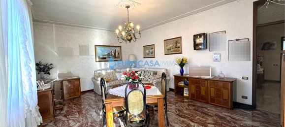 Дом с 3 спальнями в Карпи, Италия № 61288 33