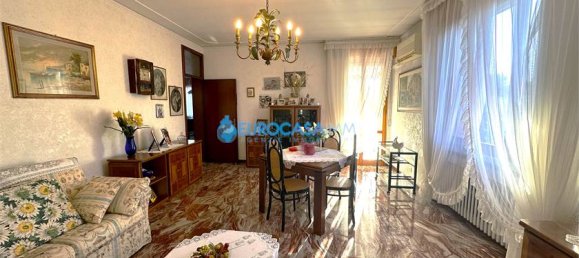 Дом с 3 спальнями в Карпи, Италия № 61288 26