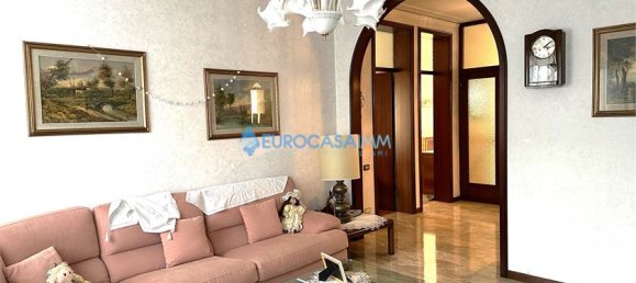 Дом с 3 спальнями в Карпи, Италия № 61288 30