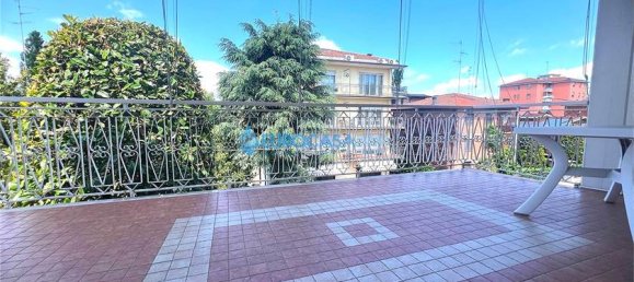 Дом с 3 спальнями в Карпи, Италия № 61288 24