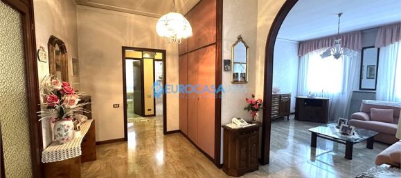 Дом с 3 спальнями в Карпи, Италия № 61288 29