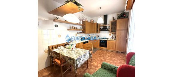 Дом с 3 спальнями в Карпи, Италия № 61288 35