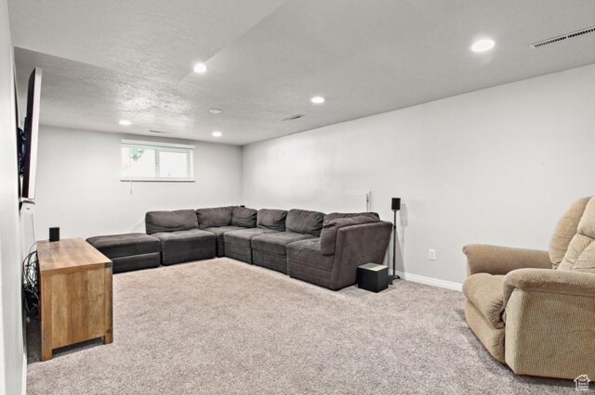 4 bedrooms House in Pleasant Grove, USA No. 373625