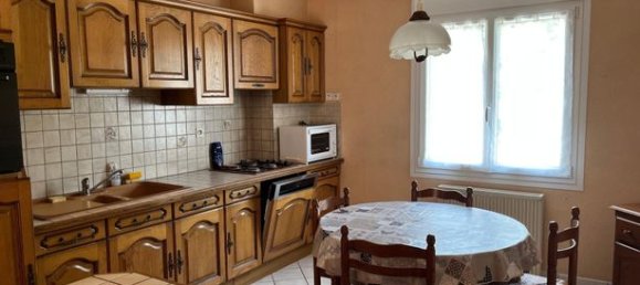 2 bedrooms House in Mayenne, France No. 300860 3