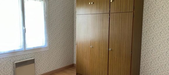 2 bedrooms House in Mayenne, France No. 300860 6