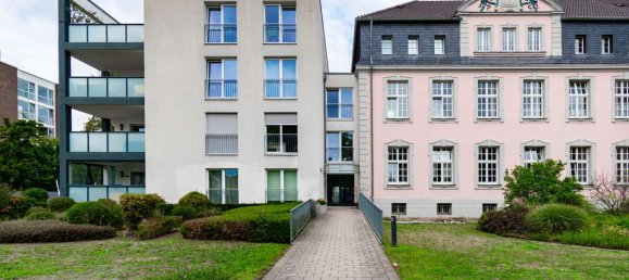 Квартира с 2 спальнями в Нойс, Германия № 263349 2