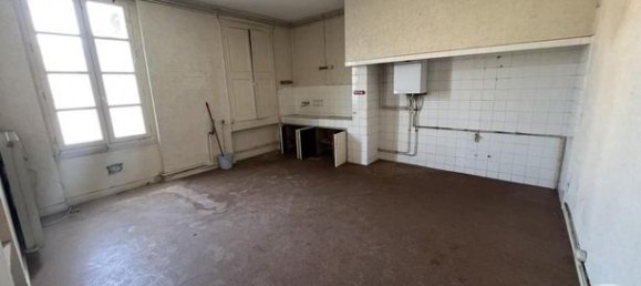 600m² Commercial property in Albi, France No. 300286 5