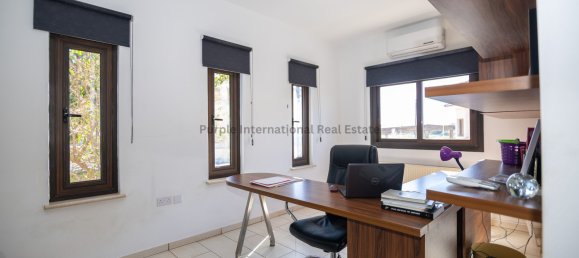 6 bedrooms Villa in Deryneia, Cyprus No. 22039 17