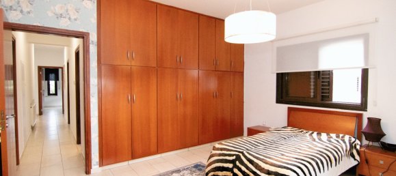 6 chambres Villa à Deryneia, Cyprus No. 22039 24