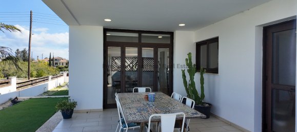 6 bedrooms Villa in Deryneia, Cyprus No. 22039 18