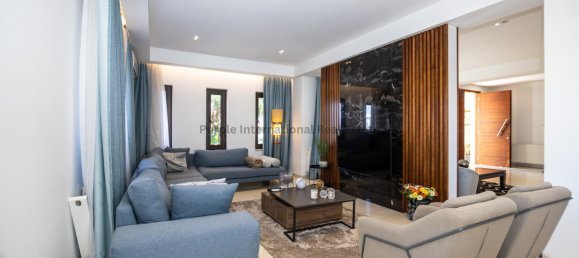 6 bedrooms Villa in Deryneia, Cyprus No. 22039 28