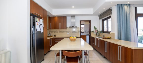 6 bedrooms Villa in Deryneia, Cyprus No. 22039 21