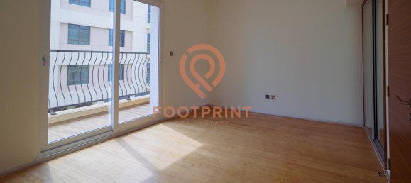 Вилла с 4 спальнями в Джумейра Вилладж Серкл, ОАЭ № 23745 2