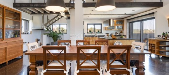 3 bedrooms Villa in Lagoa, Portugal No. 7570 8