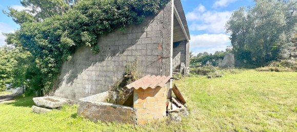 Casa de 3 dormitorios en La Coruña, Spain No. 33101 33