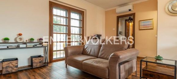 6-salle Villa à Monte Porzio Catone, Italy No. 165447 8