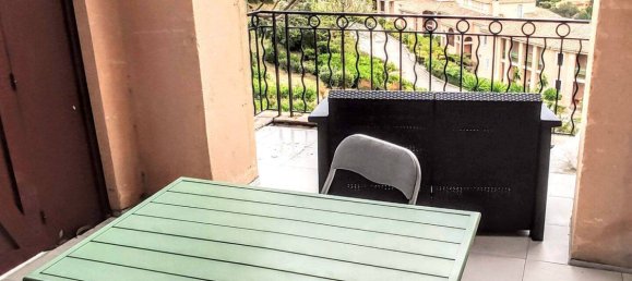 2 chambres Duplex à Saint-Raphaël, France No. 332643 6