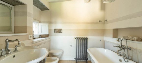 5 chambres Maison à Cortona, Italy No. 1539 12