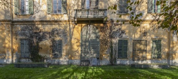 30 غرف نوم قطعة أرض في Casalnoceto, Italy رقم 217696 38