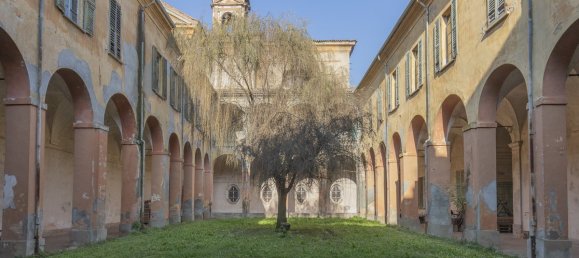 30 غرف نوم قطعة أرض في Casalnoceto, Italy رقم 217696 4