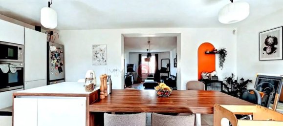 Дом с 4 спальнями в Ле-Ренси, Франция № 311225 3