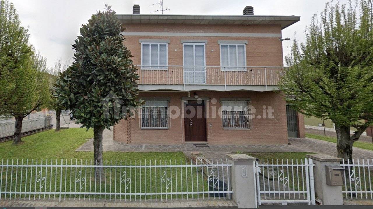 4 Schlafzimmer Haus in Concordia sulla Secchia, Italy, Nr. 398061