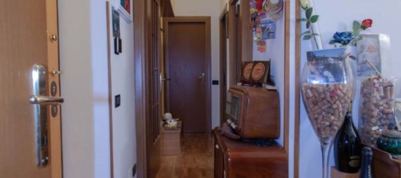 Квартира с 3 спальнями в Рим, Италия № 322469 5