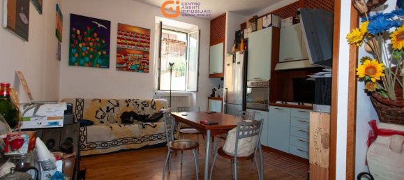 Квартира с 3 спальнями в Рим, Италия № 322469 2