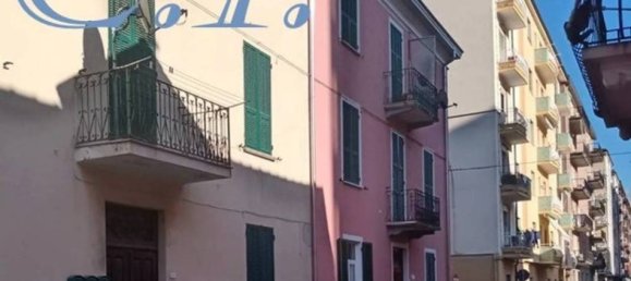 Apartamento de 3 dormitorios en Cairo Montenotte, Italy No. 14505 22