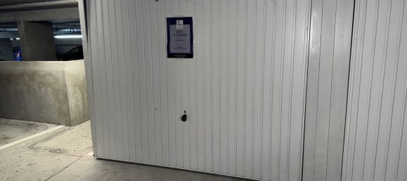  Parking in Palaiseau, France No. 123657 5