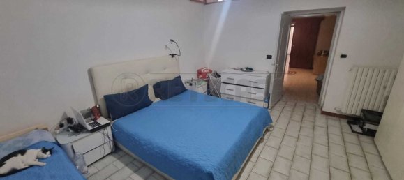 4 bedrooms House in Altamura, Italy No. 361795 5